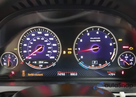 2013 BMW 750Li z USA, uszkodzony, nr VIN WBAYE8C5XDDS15973